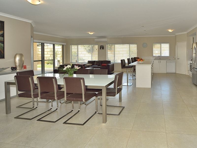 4 Kukerin Way, Dawesville WA 6211