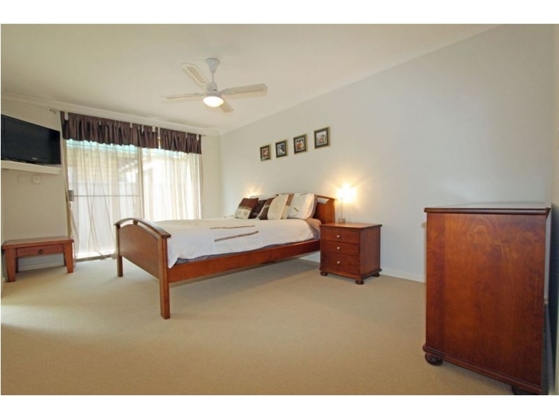 113 Leslie Street, Dudley Park WA 6210