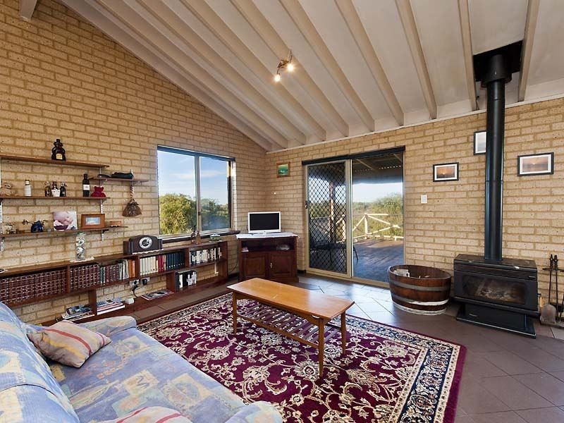 15 Bouvard Place, Preston Beach WA 6215