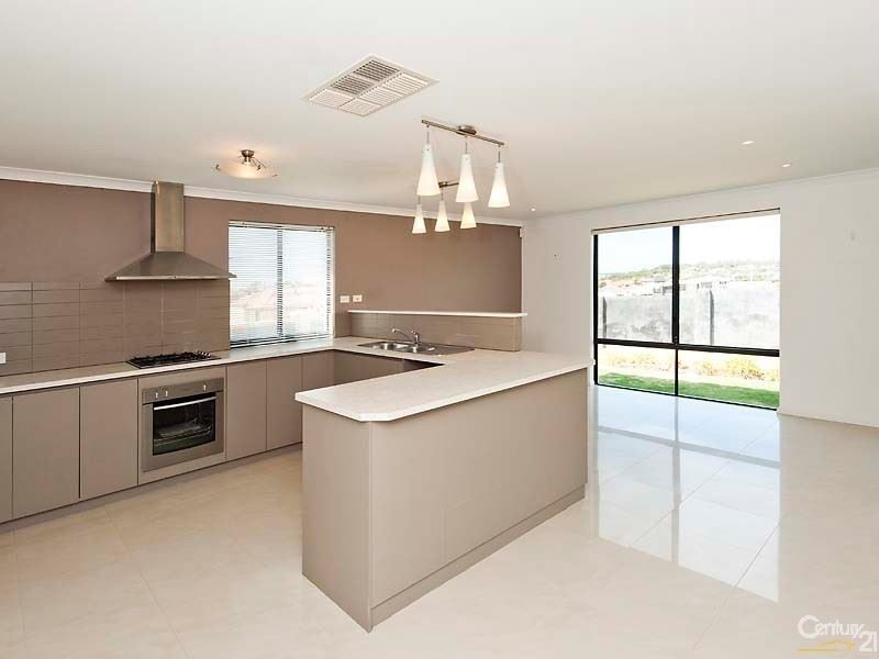 125 Westview Parade, Wannanup WA 6210