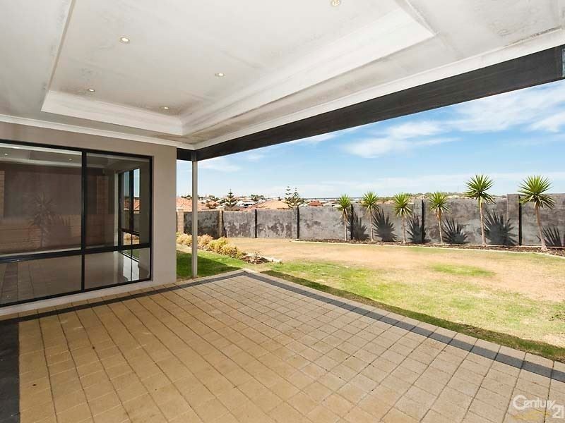 125 Westview Parade, Wannanup WA 6210