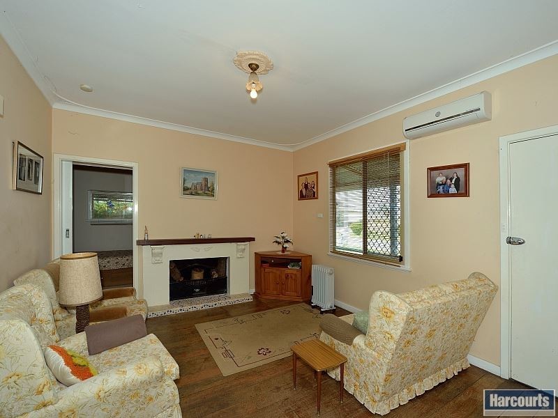12 Third Avenue, Mandurah WA 6210