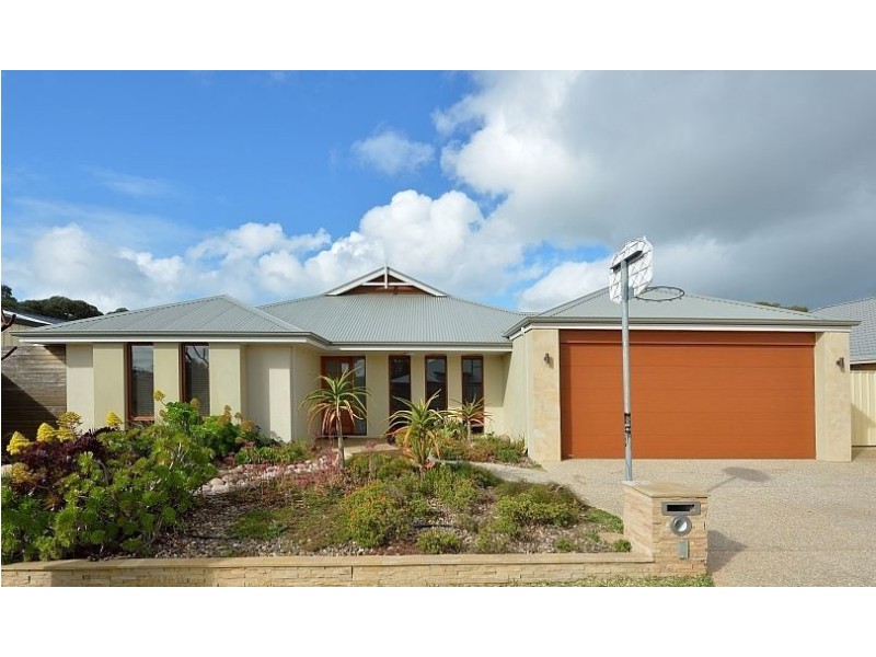 4 Katanning Avenue, Dawesville WA 6211