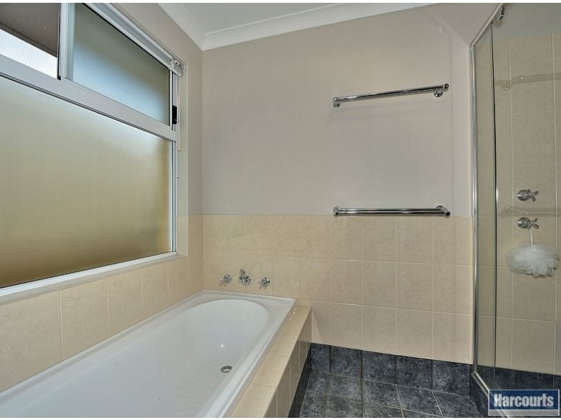 4 Katanning Avenue, Dawesville WA 6211