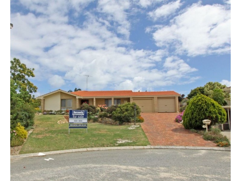 4 Teak Place, Halls Head WA 6210