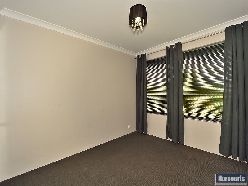 49 Highcliffe Circle, Lakelands WA 6180