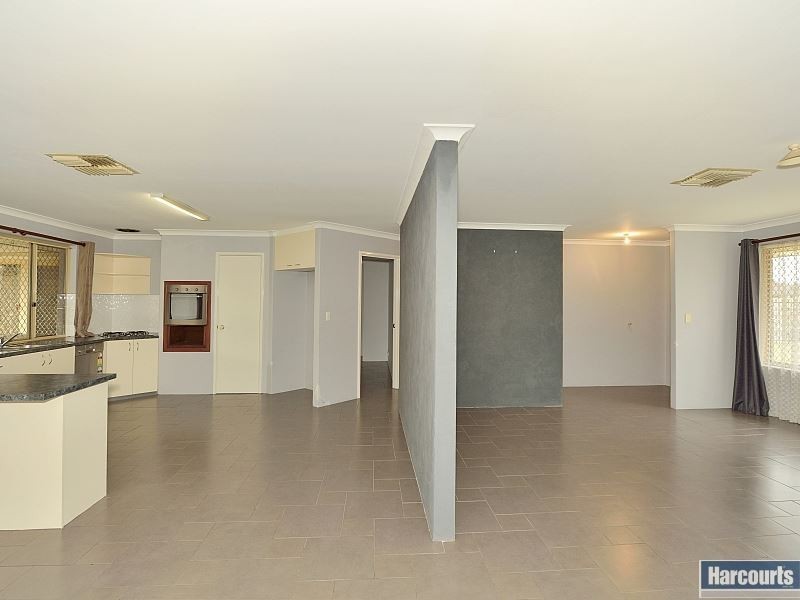 118 Waldron Boulevard, Greenfields WA 6210