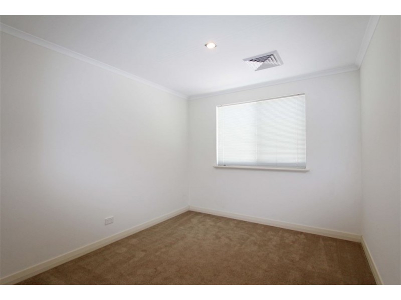 25/5 Bower Street, Erskine WA 6210