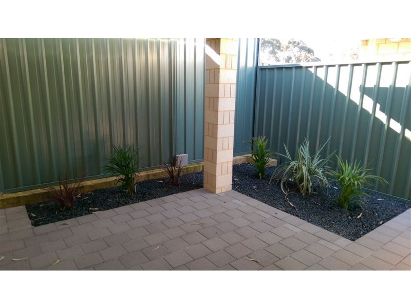 28 Encourage Loop, Dudley Park WA 6210