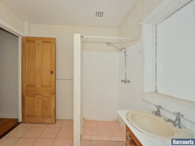 29 Hackett Street, Mandurah WA 6210