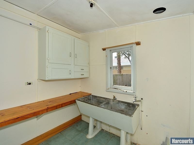 29 Hackett Street, Mandurah WA 6210