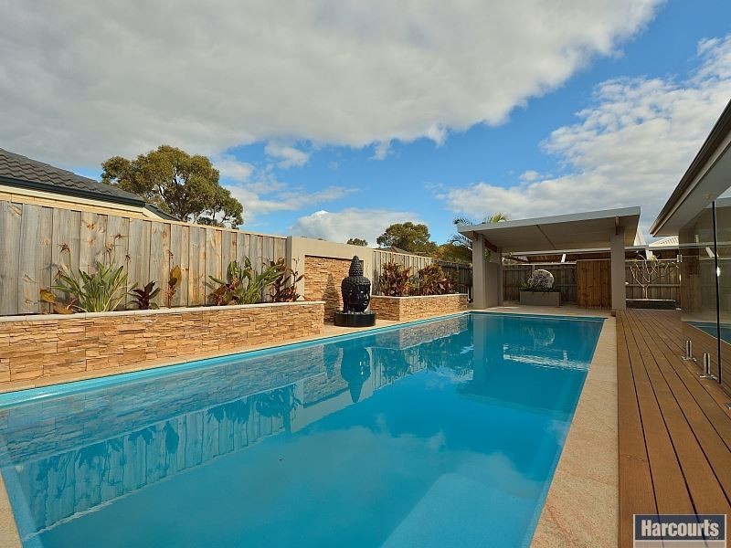 14 Pictum Way, Halls Head WA 6210
