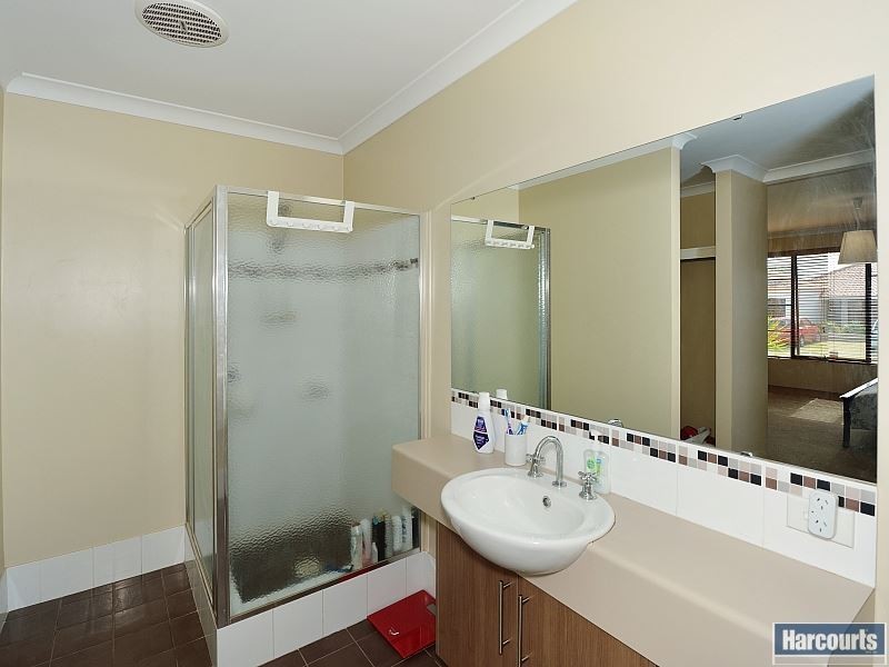 8 Yucca Road, Secret Harbour WA 6173