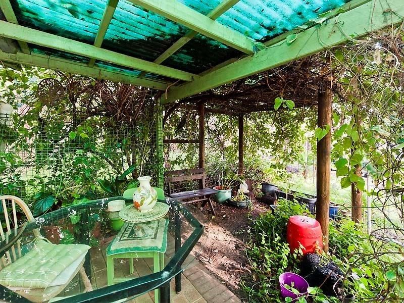 46 Russell Drive, Waroona WA 6215