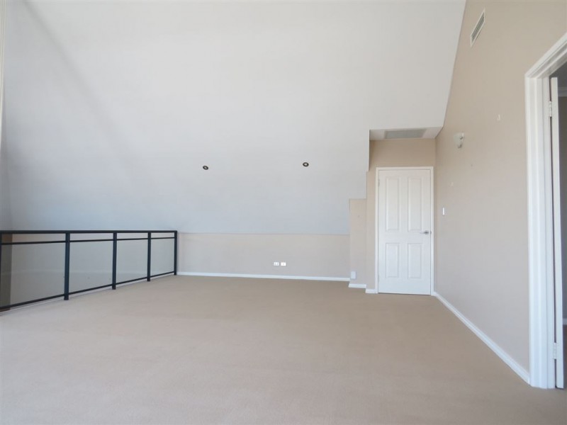 4/1 Florian Mews, Mandurah WA 6210