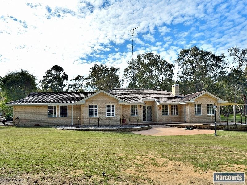 5 White Hill Road, Bouvard WA 6211