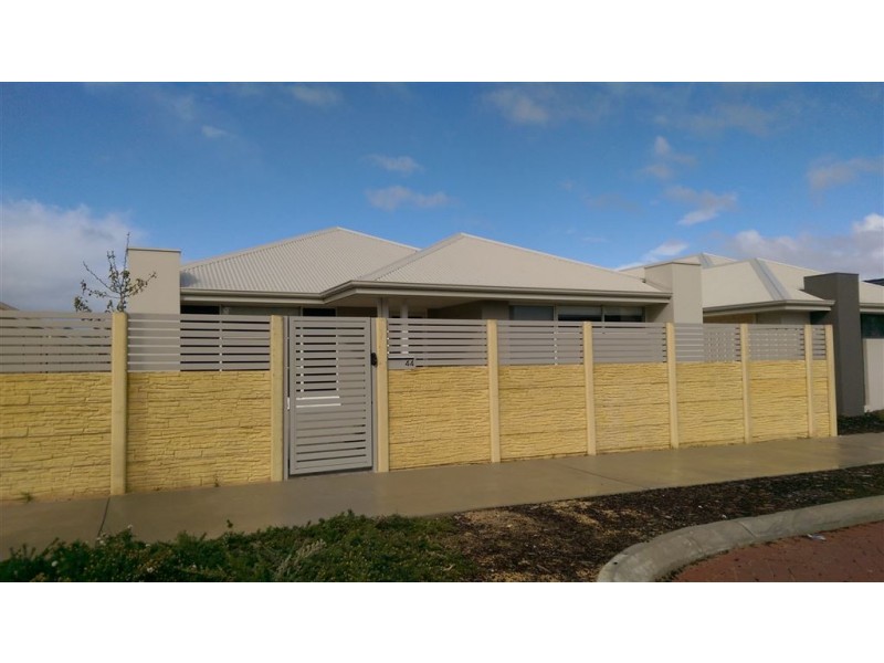 44 Eleanore Drive, Madora Bay WA 6210