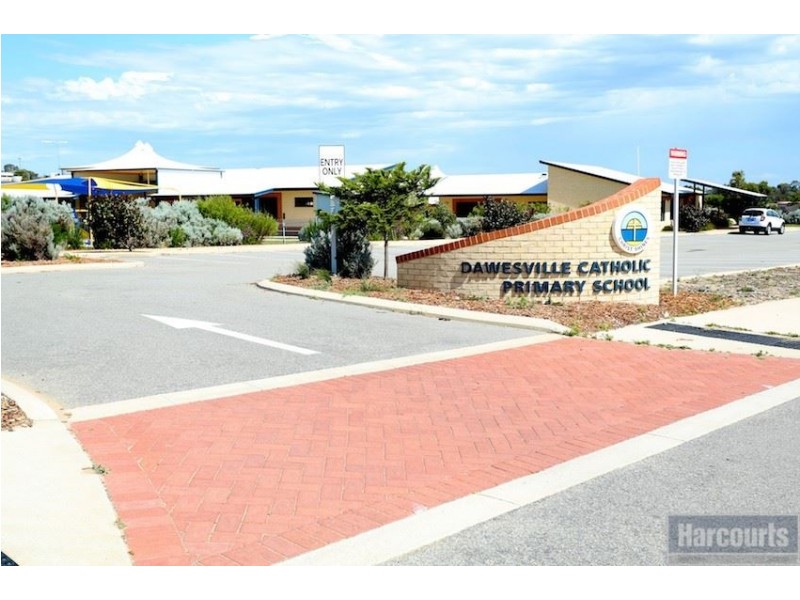 32 Albany Drive, Dawesville WA 6211