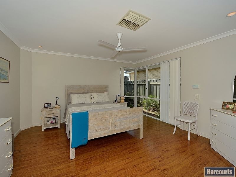 2 Quayside Close, Halls Head WA 6210