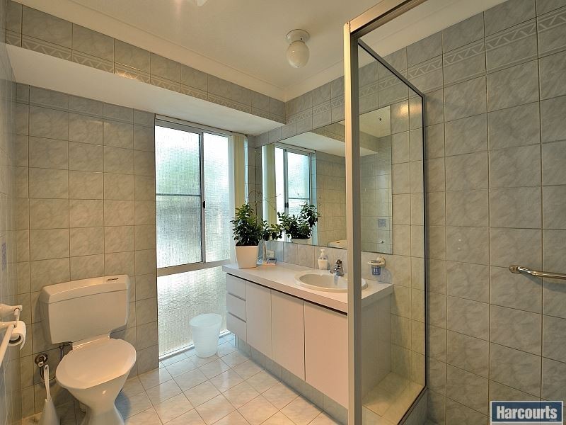 2 Quayside Close, Halls Head WA 6210