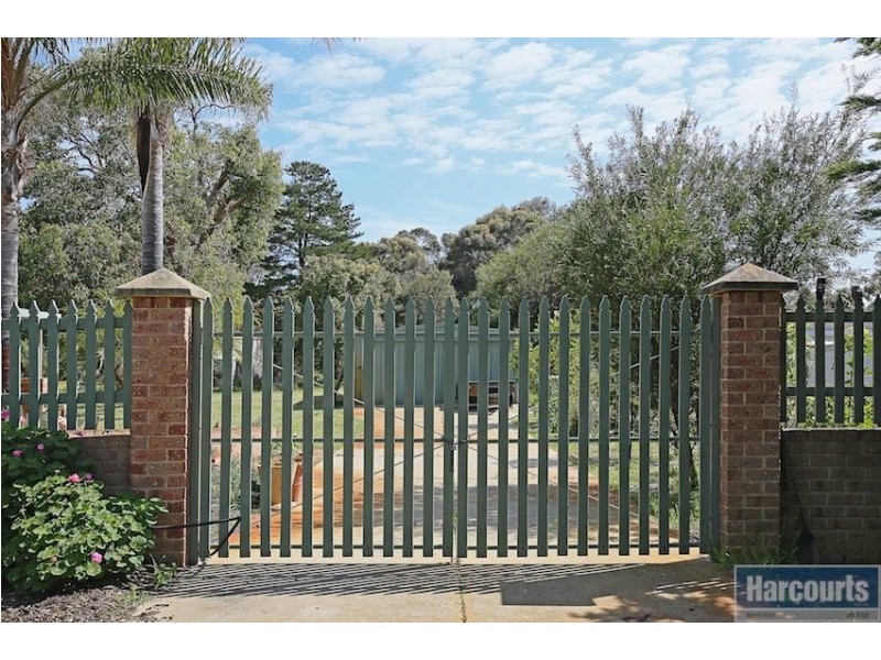 24 Wattleglen Avenue, Erskine WA 6210