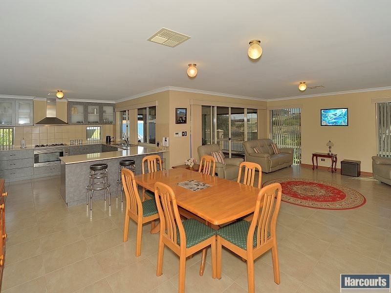 34 Northport Boulevard, Wannanup WA 6210