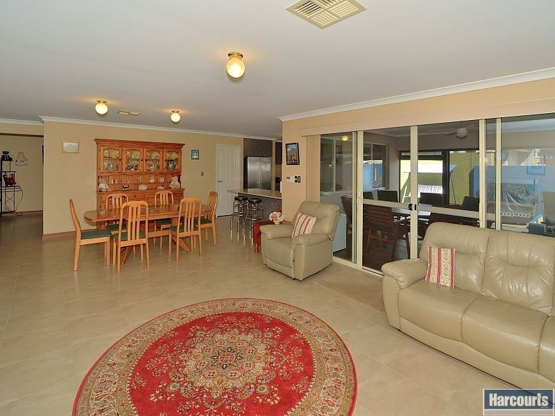 34 Northport Boulevard, Wannanup WA 6210