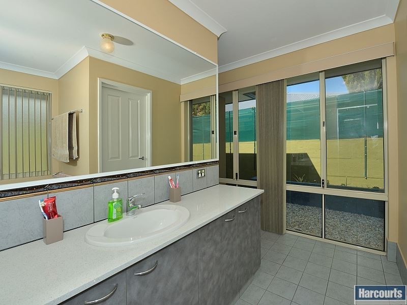 34 Northport Boulevard, Wannanup WA 6210