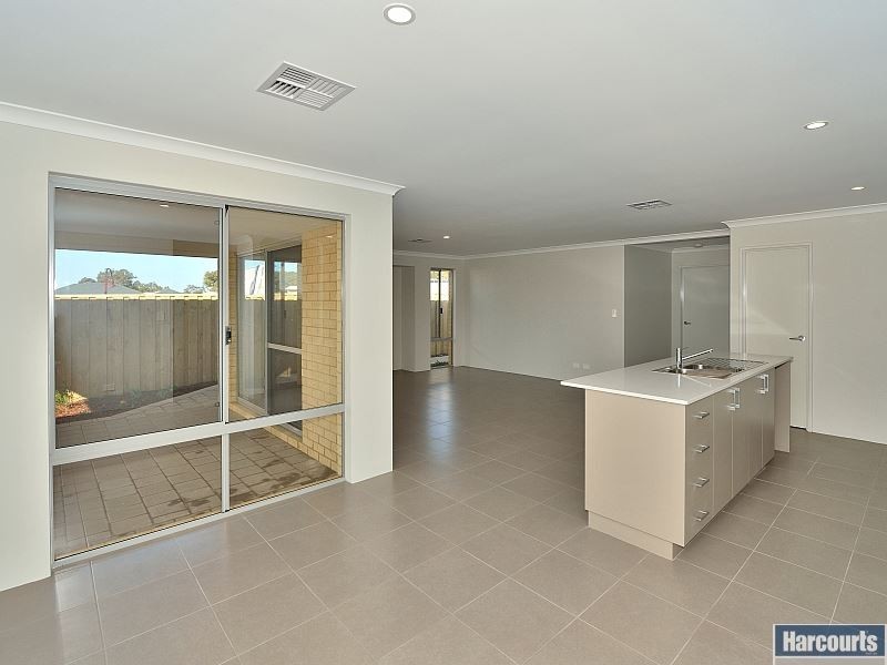 2 Lily Court, Dawesville WA 6211