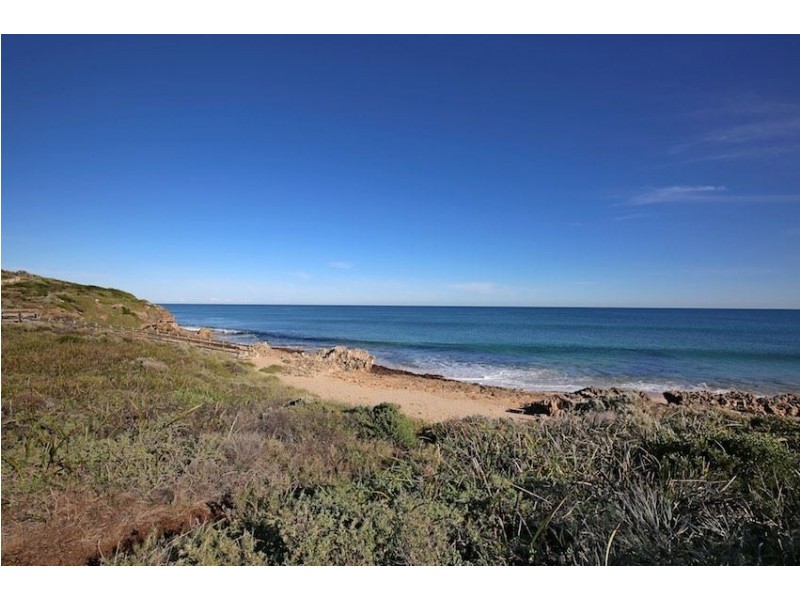 48 Torwood Edge, Halls Head WA 6210