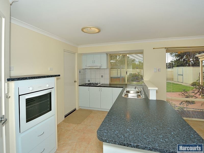 8 Argyle Fairway, Lakelands WA 6180