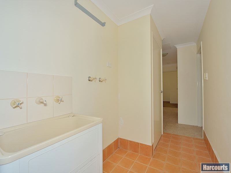 8 Argyle Fairway, Lakelands WA 6180