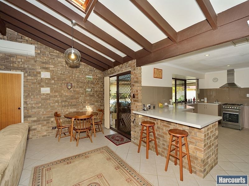 47 Peelwood Parade, Halls Head WA 6210