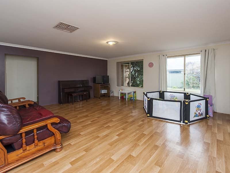 23 Goldseeker Loop, Ravenswood WA 6208