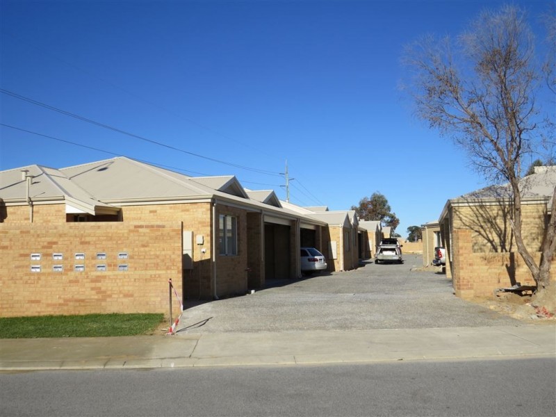 20/1 Kwella Entrance, Greenfields WA 6210
