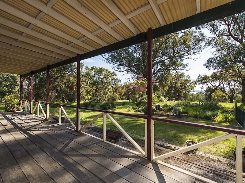 4 Councel Close, Herron WA 6211