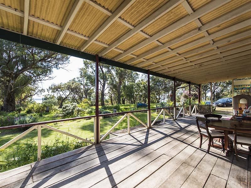 4 Councel Close, Herron WA 6211