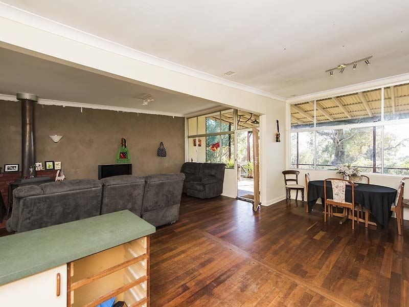 4 Councel Close, Herron WA 6211