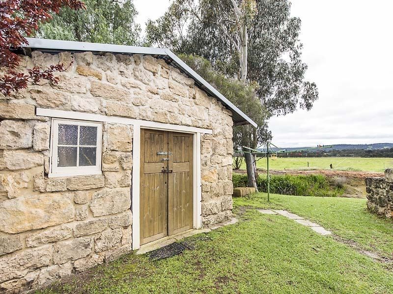 1735 Johnston Road, Yarloop WA 6218