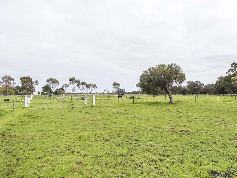 1735 Johnston Road, Yarloop WA 6218