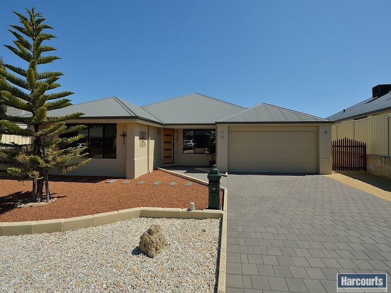 23 Teague Way, Lakelands WA 6180