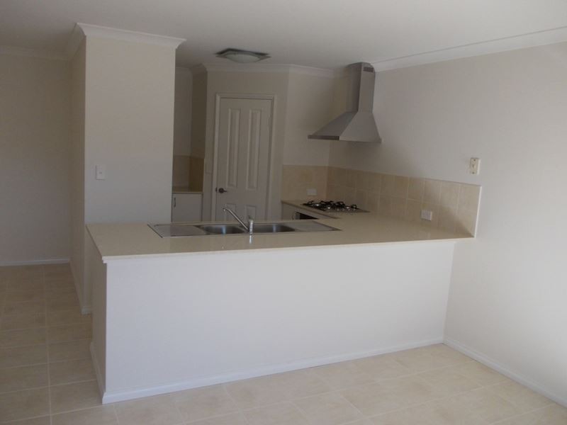 4/12 Anstruther Road, Mandurah WA 6210