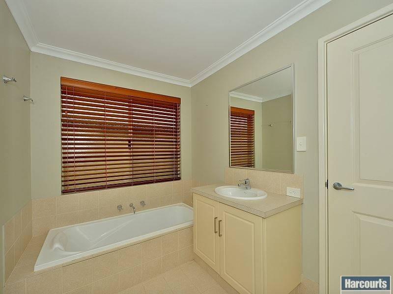 28 Wells Road, Pinjarra WA 6208