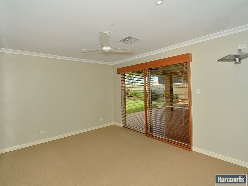 28 Wells Road, Pinjarra WA 6208