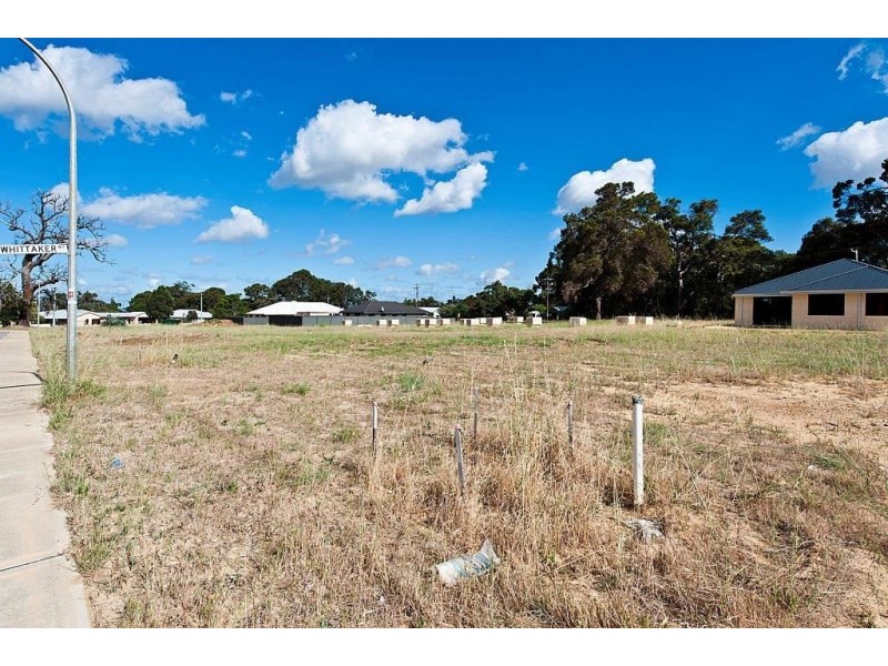 8B Wood Avenue, Waroona WA 6215