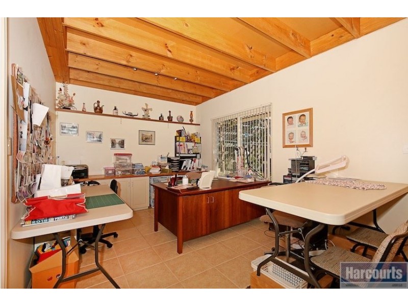 11 Kurdal Road, Coodanup WA 6210