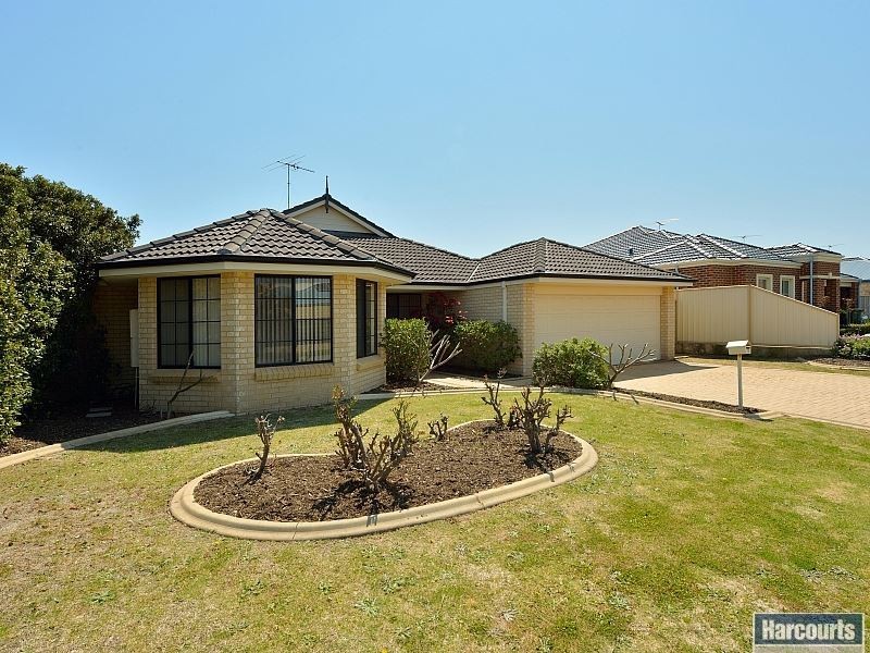 7 Columbus Street, Dudley Park WA 6210