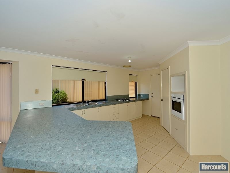 7 Columbus Street, Dudley Park WA 6210