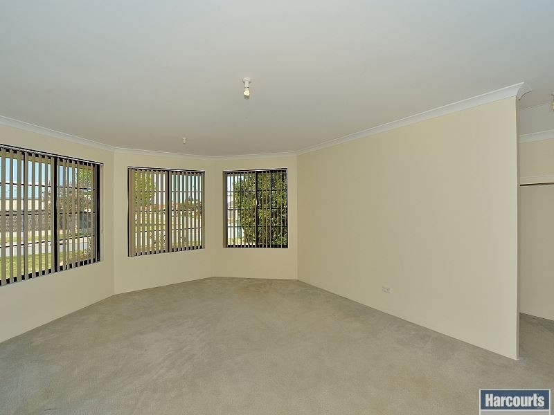 7 Columbus Street, Dudley Park WA 6210