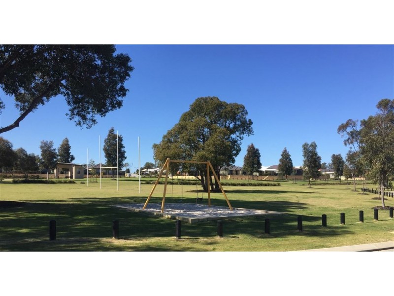 2/71 Kingaroy Drive, Baldivis WA 6171